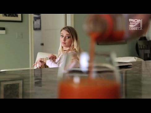 ❤️ Heet meisje met grote tieten en strak poesje krijgt lul van loser, maar heel hard Russian porno at us nl.pornpk.ru ❌️ ❌️❤